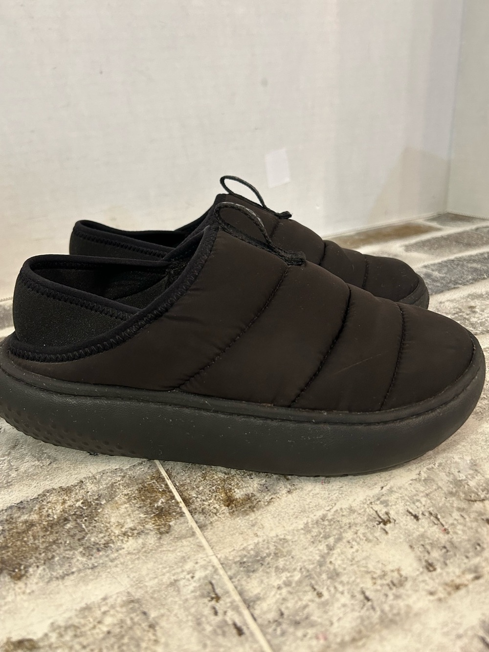 Crocs Classic Puff Moc Kids Sippers Black Quilted Textile Upper with Pull Tab